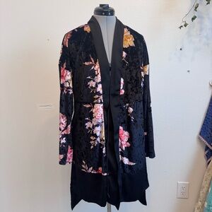 Urban Outfitters Black Floral Velvet Robe